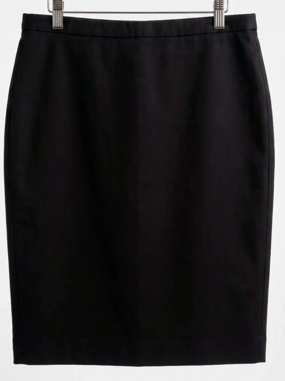 SPANX Perfect Black Pencil Skirt Size 8 • Slimming • Stretch • 22